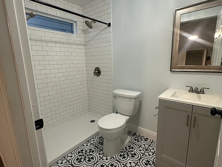 1202 Missouri Ave #B — Photo 7