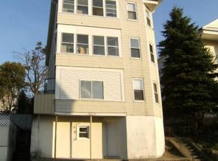 42 Everard St, Worcester, MA 01605