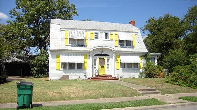 1st image of 2706 Oneal St