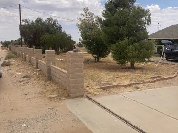 11053 Acanthus St, Phelan, CA 92371