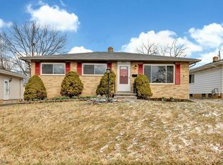 14963 Lisa Dr, Maple Heights, OH