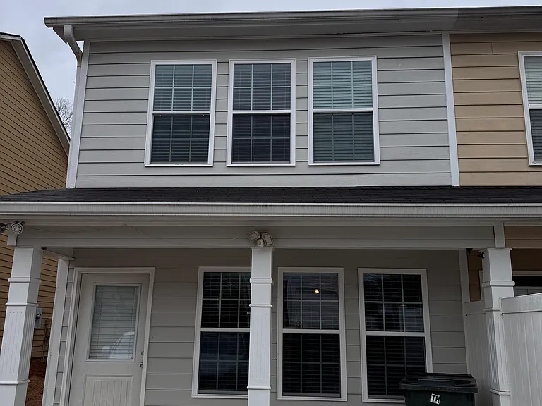 208 Sidney Lanier Ave — Photo 2