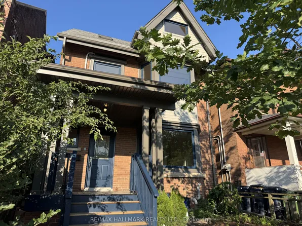 553 Broadview Ave, Toronto, ON M4K 2N7