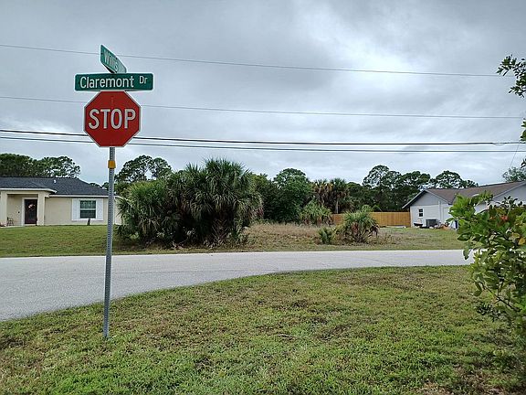 4th image of 11759 Claremont Dr