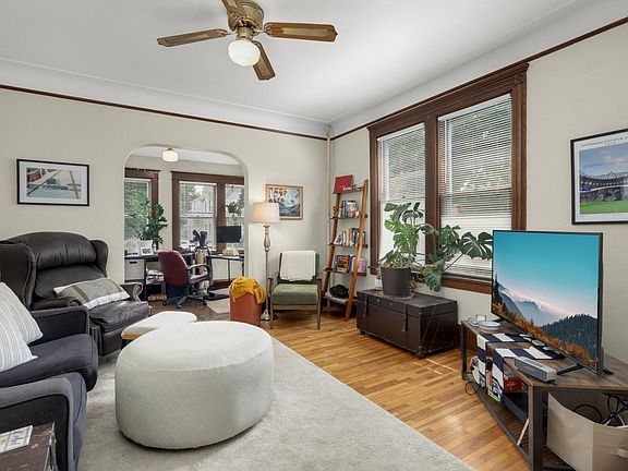 4th image of 330 4th St NE