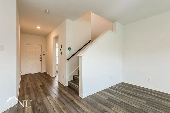 2955 Jackson Smt — Photo 9