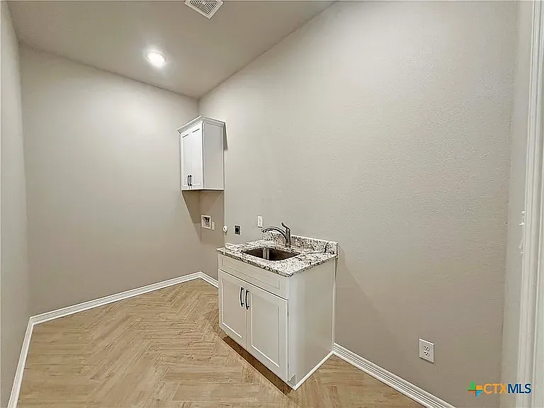 5405 Espiritu Santo Dr — Photo 4