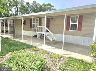 206 Cameo Dr, Fayetteville, PA 17222