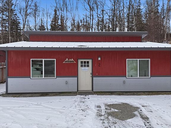 2nd image of 400 S Old Trunk Rd Unit 3
