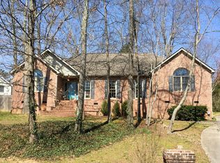 1905 Stonehaven Dr, Knoxville, TN 37938