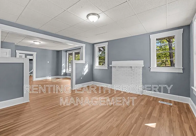 2309 Eufaula Ave — Photo 6
