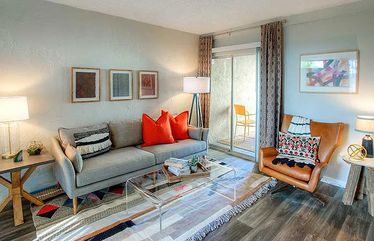 The Venue on Camelback Apartments — Photo 5