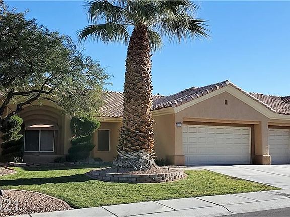 2nd image of 2728 Tumble Brook Dr