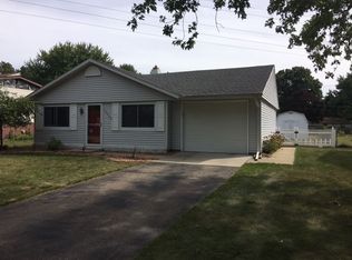 30824 Ashwood Dr, Granger, IN 46530