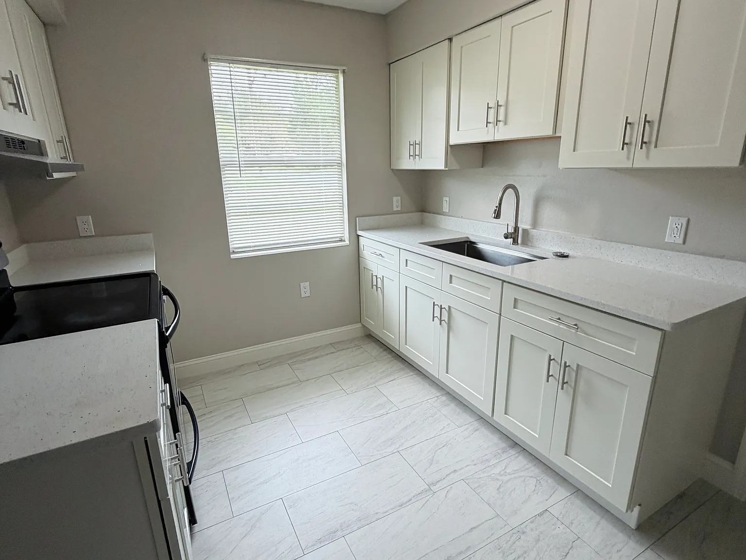 2 bed, 1.5 bath, 980 sqft, $1,495 — Photo 1