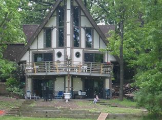 2903 Sterling Dr, McHenry, IL 60050