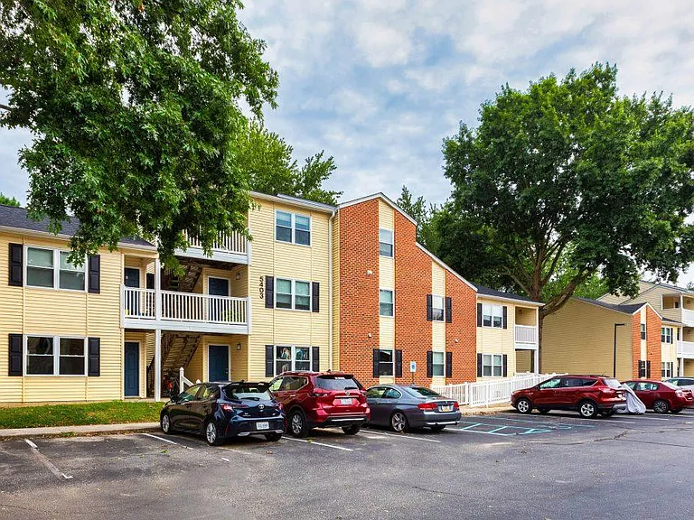 Regency at Longhill — Photo 6