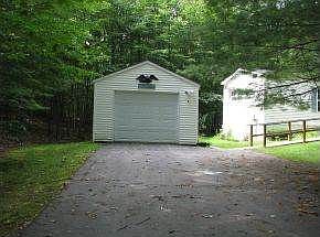 2nd image of 8 Kenyann Dr