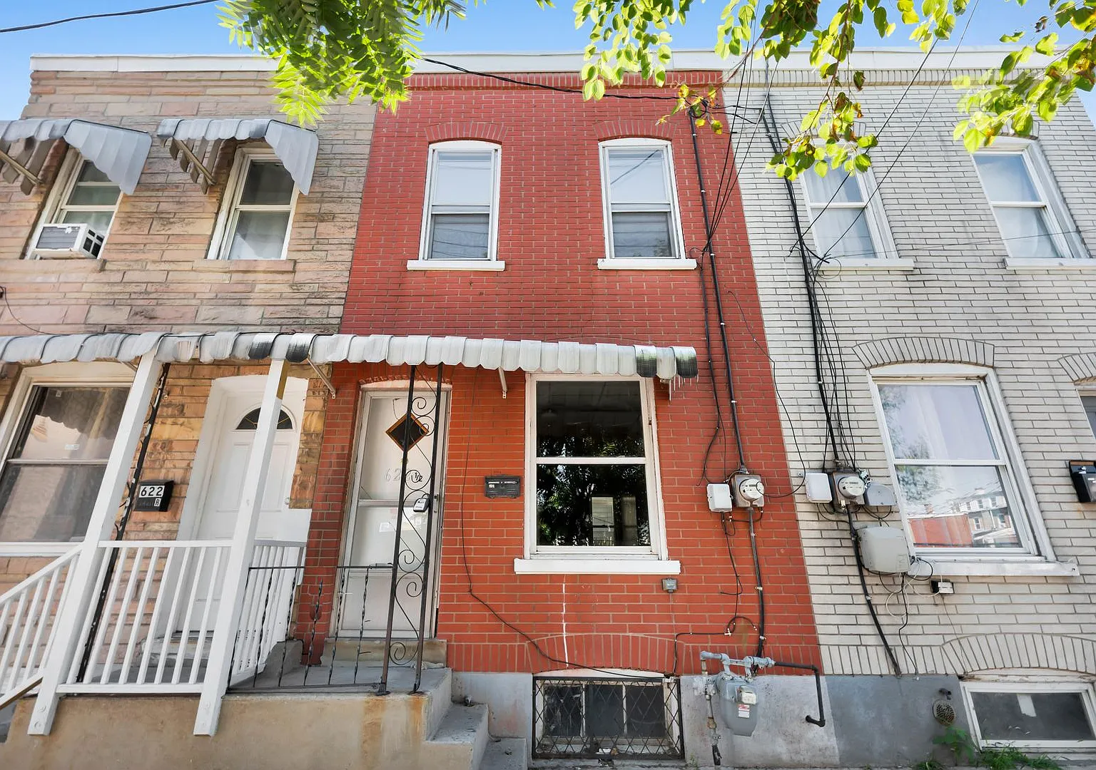 Charming 2-Bedroom Home with Private Backyard in Allentown — Photo 1