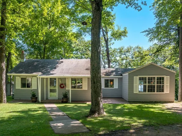 8666 Interlachen Rd, Lake Shore, MN 56468