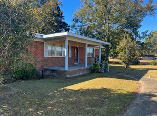 904 E Hart Ave, Opp, AL 36467