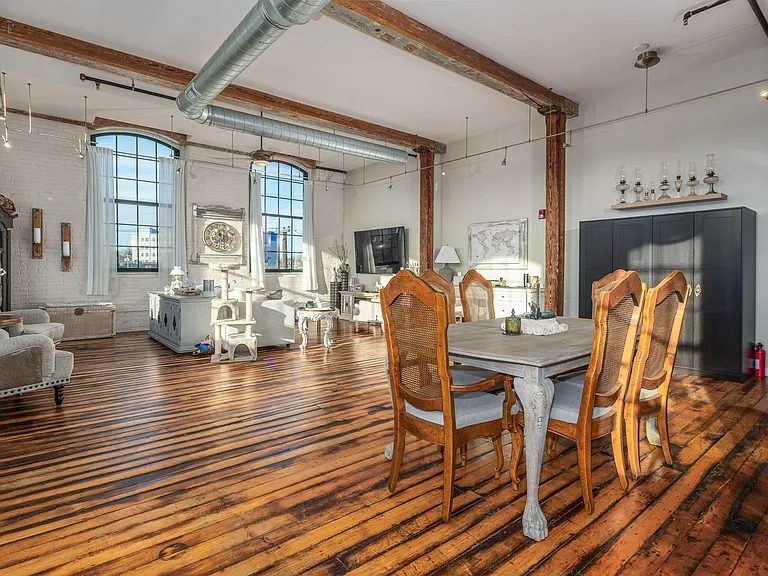 28 Bayley St #301 — Photo 6