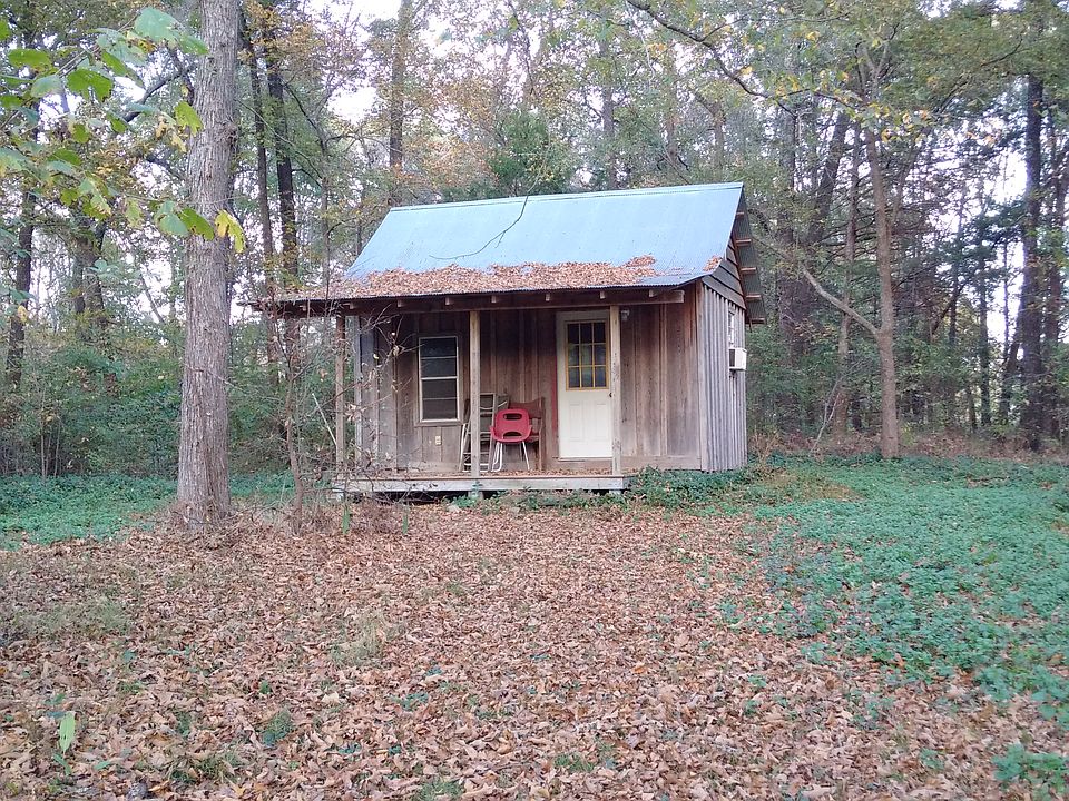 1st image of 1882 County Road 2218