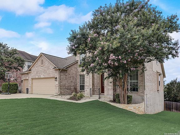 4th image of 21511 Beaver Brook