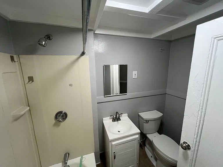 40-68 Hollis St — Photo 5