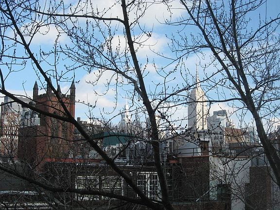 3rd image of 445 W 19th St APT 6H