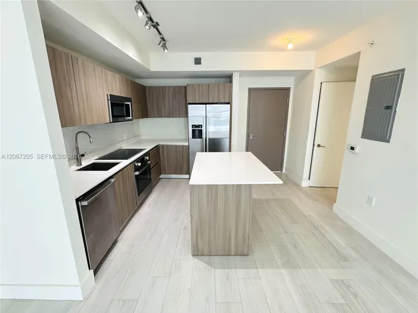 201 SW 17th Rd #603, Miami, FL 33129