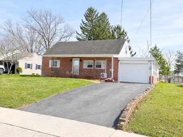 1842 Scotland Ave, Chambersburg, PA 17201