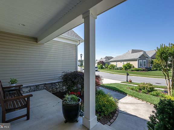 4th image of 21196 Riviera Way