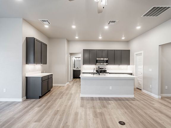 3rd image of 2025 Blazing Saddle Blvd