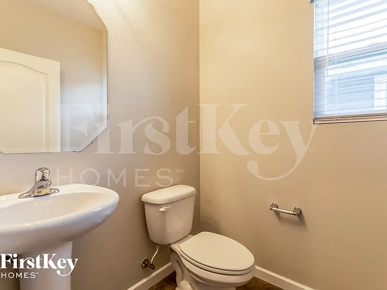 8369 Cape Fox Dr — Photo 14