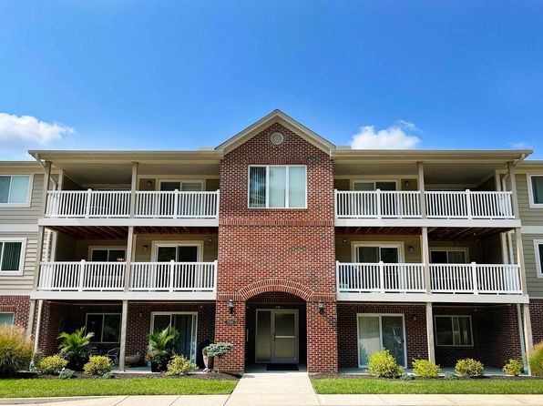 900 Oakwood Dr #950-08