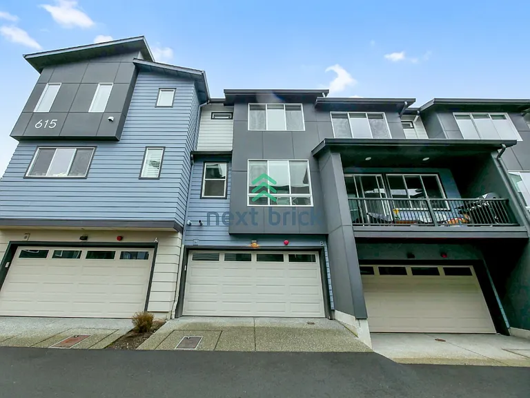 615 238th St SE #B — Photo 22