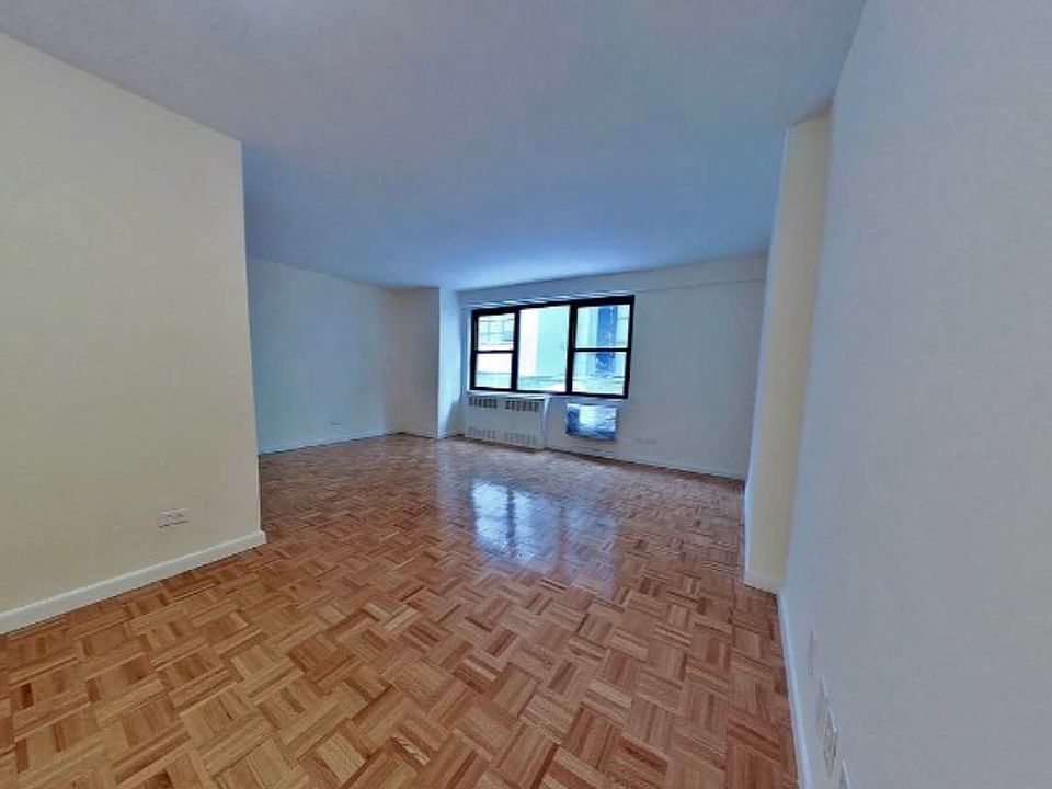 1st image of 350 W 51st St APT 2J