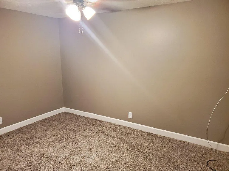 508 N Beadle St — Photo 33