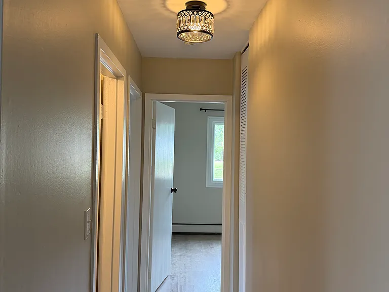 905 Westmoreland Dr — Photo 10