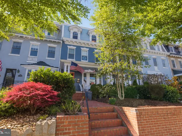 2828 27th St NW, Washington, DC 20008