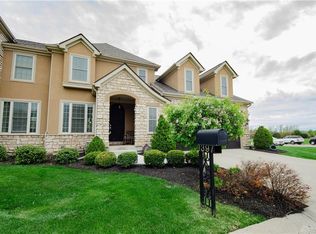 1397 Chantilly Ln, Centerville, OH 45458