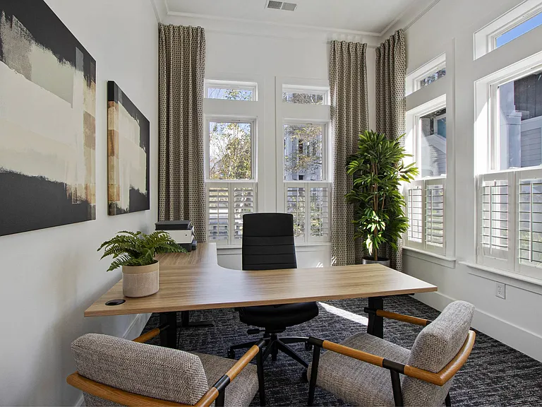 1000 West, Charleston, SC, Conference Room