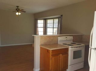 125 W Mill Street #2 FL 1ST, Uvalde, TX 78801