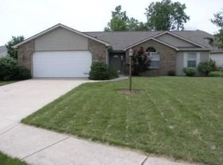 13707 Hammerhill Way, Fort Wayne, IN 46845