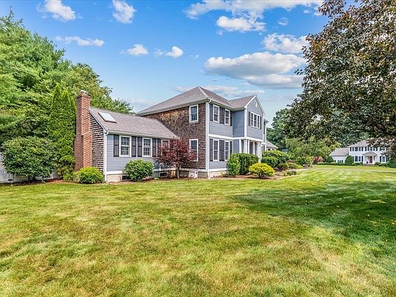 3rd image of 81 Briarwood Dr