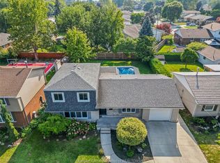 71 Parry Dr, Chatham Kent, ON N7L 2J1