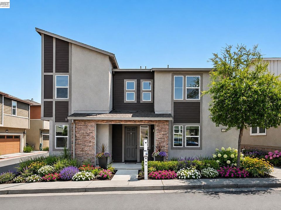 1st image of 4136 Healdsburg Way