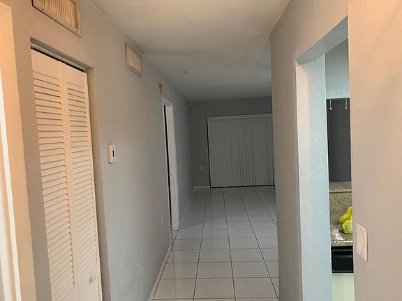 3rd image of 11203 N Kendall Dr APT A206