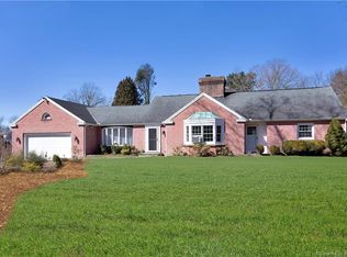 21 Knobhill Rd, Norwalk, CT 06851